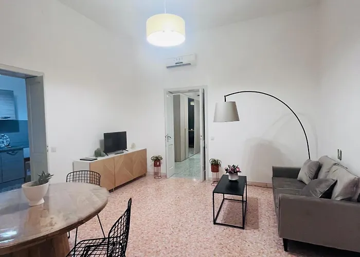 Casa Leonardo דירה *